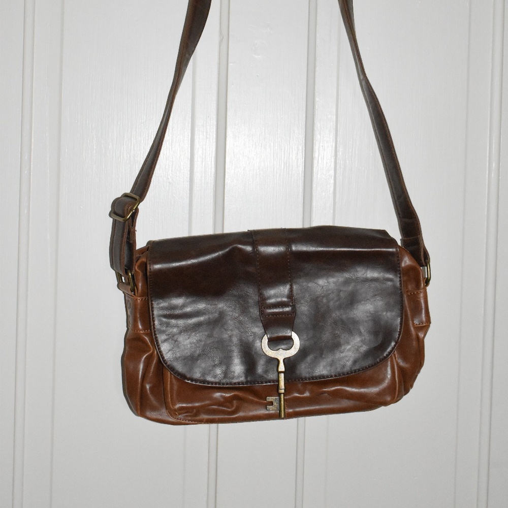 Key Cross Body Purse